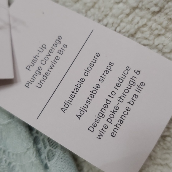 AUDEN 40 DD PUSH UP PLUNGE COVERAGE UNDERWIRE BRA - Picture 6 of 13